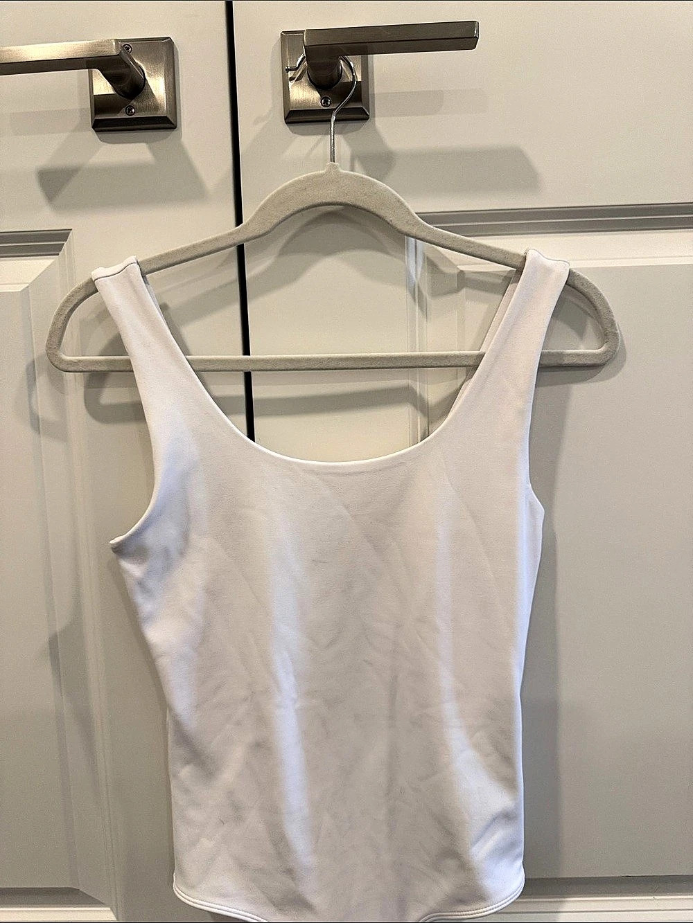 Express Body Contour Scoop Neck Bodysuit White XS